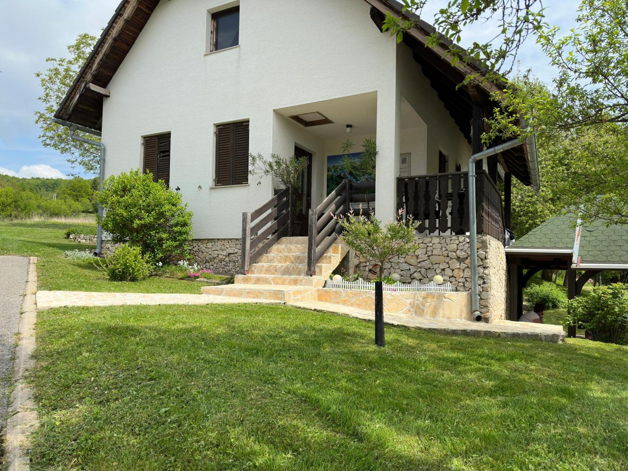 Guest House Stefanija Poljanak Bagian luar foto